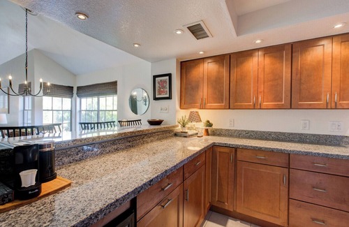 Scottsdale Ranch Condominio | Stylish 2-bedroom condo in tranquil Scottsdale nearby central 101 freeway
