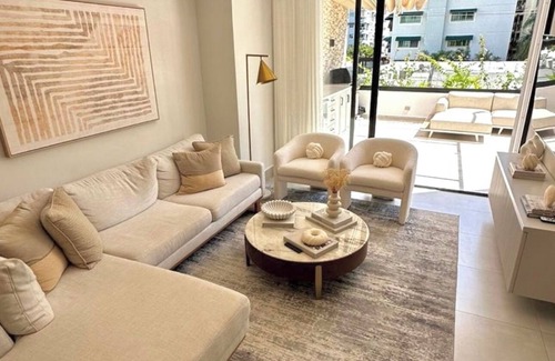 Evaristo Morales Apartamento | Stylish 2-bedroom in Santo Domingo