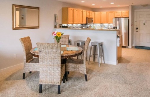 Westport Condominio | ☀️Stylish 2bd @beach~King Bed~jetted tub~Dog friendly~Elevator