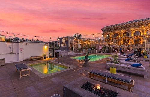 Historic Core Apartamento | Stylish 2br/2ba At HWH by Oneluxstay