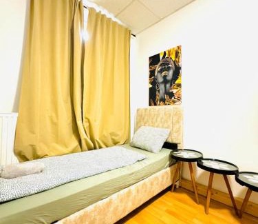 Liesing Apartamento | Stylish 2BR apartment Direct City Access