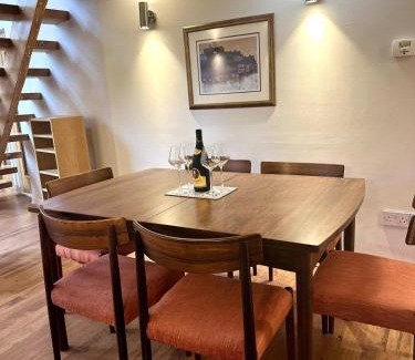 Bonnington Apartamento | Stylish 2BR Central Edinburgh - Walk to Attraction