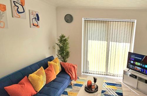 Grays Apartamento | Stylish 2BR Condo in Grays, close to Lakeside, Tilbury Docks and London City