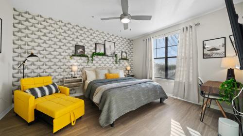 Tampa Apartamento | Stylish 2br Corporate Stay Pool Balcony #2