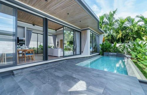 Ban Sakhu Villa | Stylish 2BR Naiton Aileen Villa w Private Pool