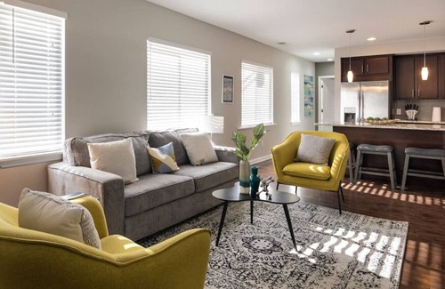 Mount Auburn Apartamento | Stylish 2BR near it all