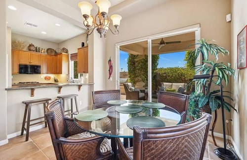 La Quinta Casa | Stylish 2BR w Spa Patio