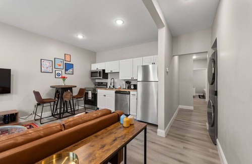 Hough Apartamento | Stylish 3 BDR | 3 min. to Clinic