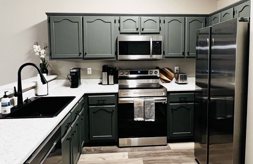 Southaven Casa | Stylish 3 Bed 2 Bath Home close to parks and shops!