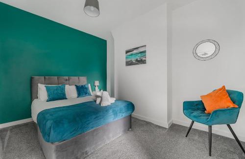 Liverpool Casa | Stylish 3 Bed 3 Bathroom home in a popular part of Liverpool - Close by to City Centre