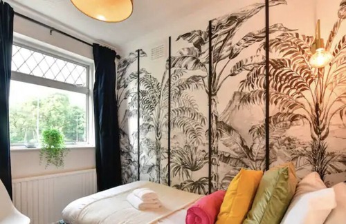 Penylan Casa | Stylish 3 Bed Home with Free Parking! Located in Penylan 🌲 near City Centre!