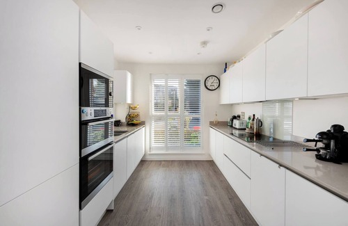 Southgate Apartamento | Elegante casa adosada de 3 dormitorios y 3 baños en Southgate