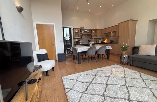 Apperley Bridge Apartamento | Stylish 3-Bedroom Mill Conversion near Leeds