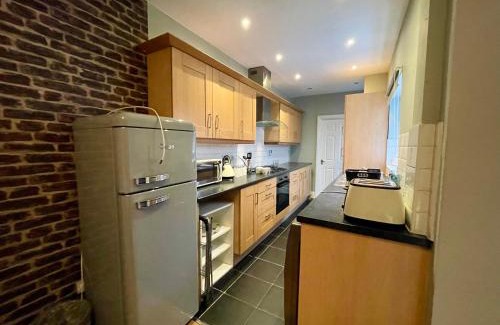 Bedworth Casa | Stylish 3-Bedroom Home!