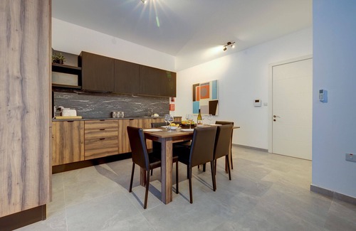 Ghaxaq Apartamento | Stylish 3 Bedroom Maisonette in Ghaxaq Village