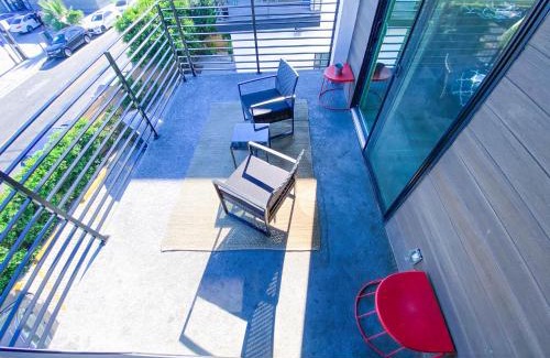 East Hollywood Casa | Stylish 3 BR/3BR family house