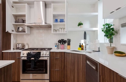 North Queen Anne Condominio | Stylish 3b2.5b Brand New TH Rooftop & Lake Views