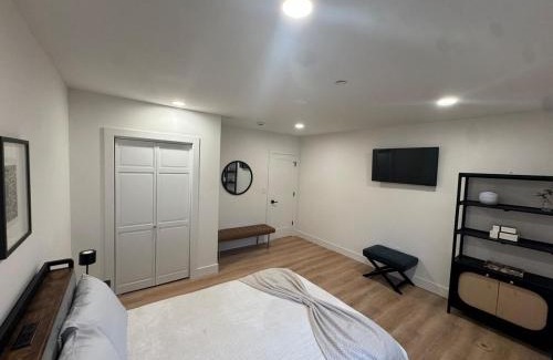 Stamford Apartamento | Stylish 3BR,2BA in Heart of Harbor Point