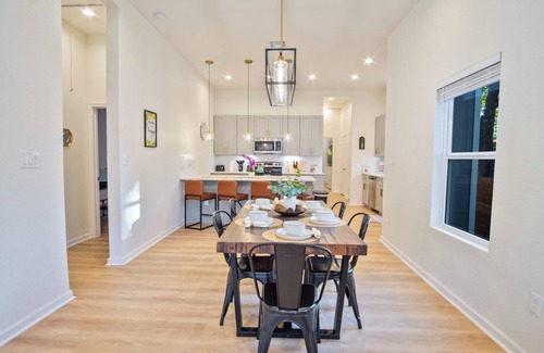 Denver Heights Cabaña | Stylish 3br/2ba Urban Retreat Near Lively Downtown