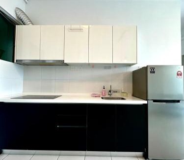 Sungai Buloh Apartamento | Stylish 3BR Condo at The Zizz