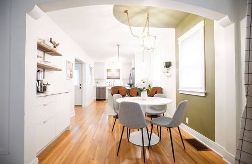 Macalester - Groveland Casa | Stylish 3BR Home in Prime St. Paul Location