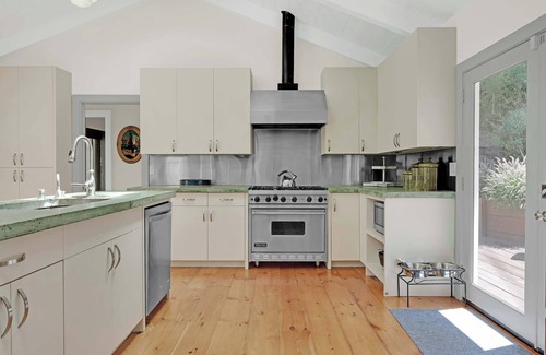Occidental Casa | Stylish 3BR Retreat | Close to Coast & Wineries