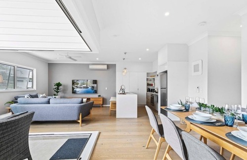 Camp Hill Apartamento | Stylish 3BD Townhouse CampHill