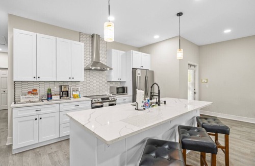 Ybor City Casa | Stylish 3BR Ybor Oasis w/ Pvt. Pool and workspace