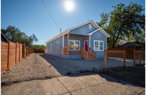 Denver Heights Casa | Stylish 3BR2BA Urban Retreat Near Lively Downtown