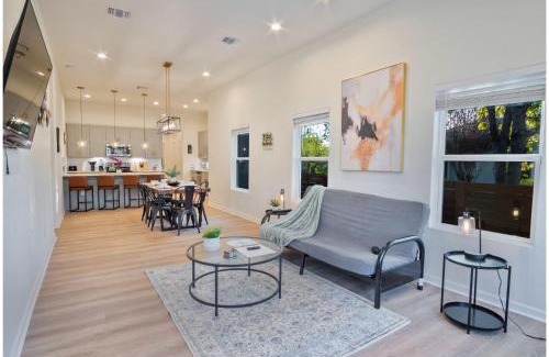 Denver Heights Casa | Stylish 3BR2BA Urban Retreat Near Lively Downtown