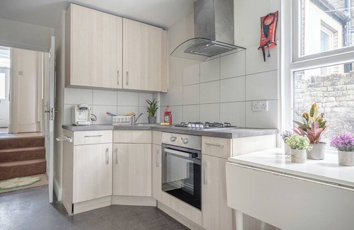 Ferndale Casa | Stylish 4-Bed Brixton Home