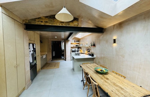 Markhouse Apartamento | Stylish 4-Bedroom House in Vibrant Walthamstow