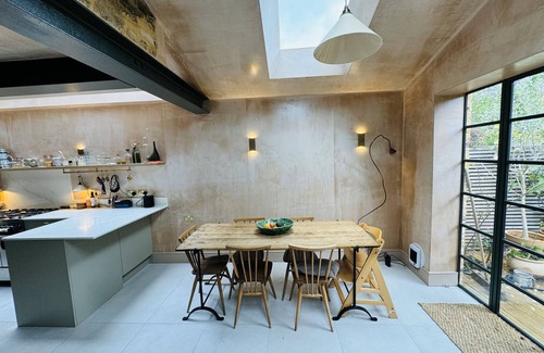 Markhouse Apartamento | Stylish 4-Bedroom House in Vibrant Walthamstow