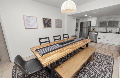 Lakeland Casa | Stylish 4 Bedroom home with a game room