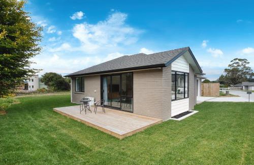 Pukehangi Casa | Stylish 4 Bedroom house Brand New in Rotorua