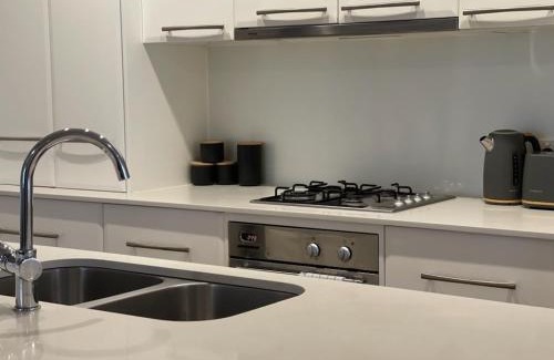 Turvey Park Casa | Stylish 4 Bedroom Urban Retreat