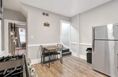 Bloomfield Casa | Stylish 4BR Downtown Pitt-Walk Everywhere+King bed