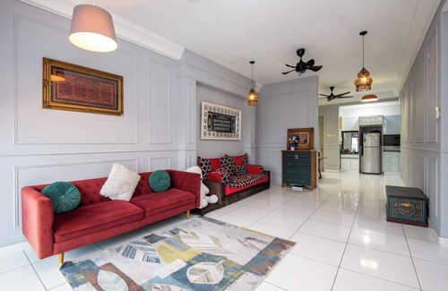 Johor Bahru Apartamento | Stylish 4BR Near Paradigm Mall, Pool, Free Parking