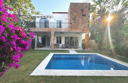 Playacar Villa | Stylish 4BR Villa Curated Art Private Pool Paradise