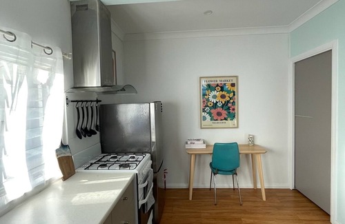 Unley Casa | Stylish Adelaide-fringe guesthouse in cosmopolitan Unley