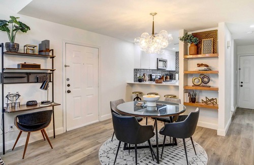 Allen Casa | Stylish Allen Home near Watters Creek Village