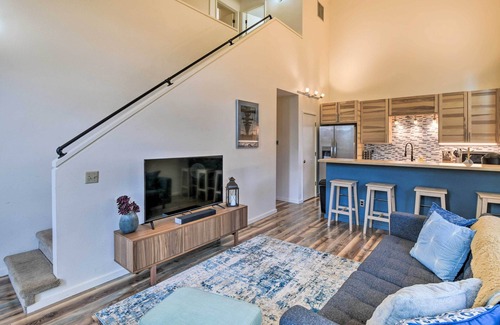 South Addition Casa | Stylish Anchorage Townhome ~ 1 Mi to Downtown
