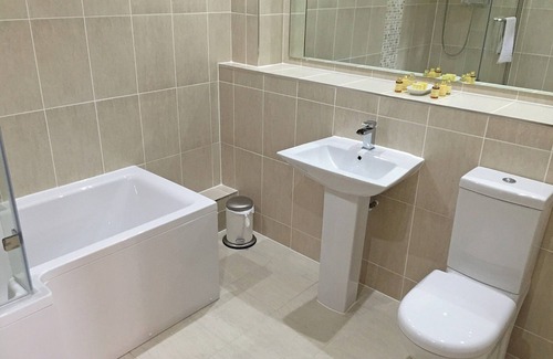 Upwood Chalet De Esquí | 1 bedroom accommodation in Ramsey, Nr Huntingdon