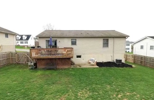 State College Casa | Stylish and clean single family home, Located minutes away from football stadium