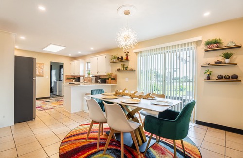 Springdale Casa | Stylish and funky, minutes away from everything NWA has to offer!