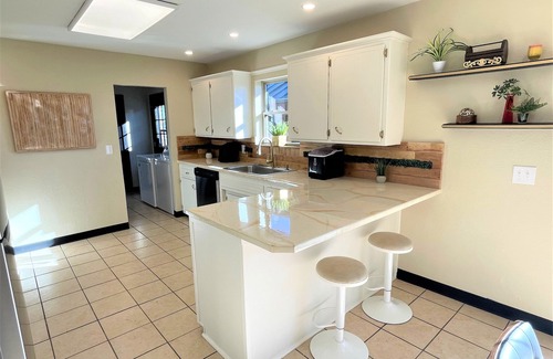 Springdale Casa | Stylish and funky, minutes away from everything NWA has to offer!