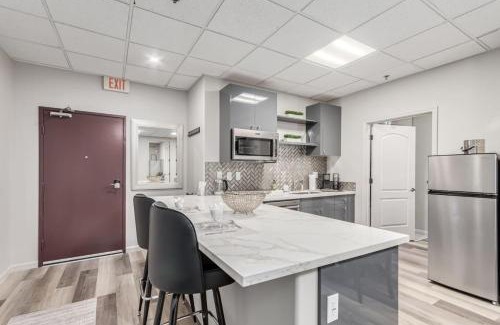 Fountain Hills Apartamento | Stylish and Prestigious - 2 Bed 2 Bath On The Avenue
