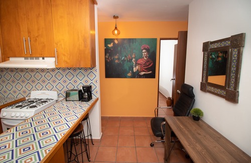 Ampliación Juárez Condominio | Stylish and Spacious 2BR Penthouse. Walk to Downtown and Medano Beach!