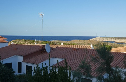 Arenal d'en Castell Apartamento | Bello apartamento con vistas al mar - ¡A sólo 5 min de la playa!