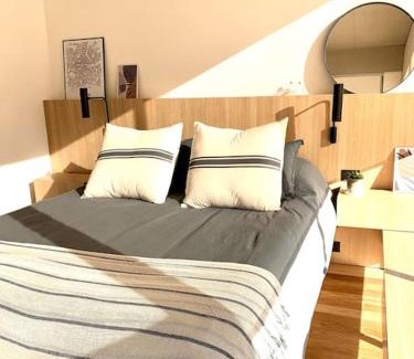Olivos Apartamento | Stylish Apartment by River with Pool & Grill
